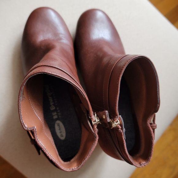 DR SCHOLL'S Double Wedge Bootie, Size 6.5 - Picture 4 of 13